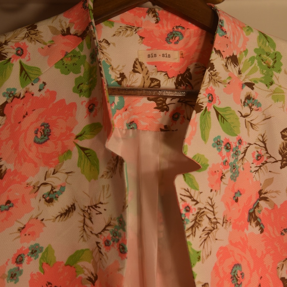 SIS SIS Pink Colorful Floral Blazer Suit Jacket from Fox’s - Picture 4 of 4
